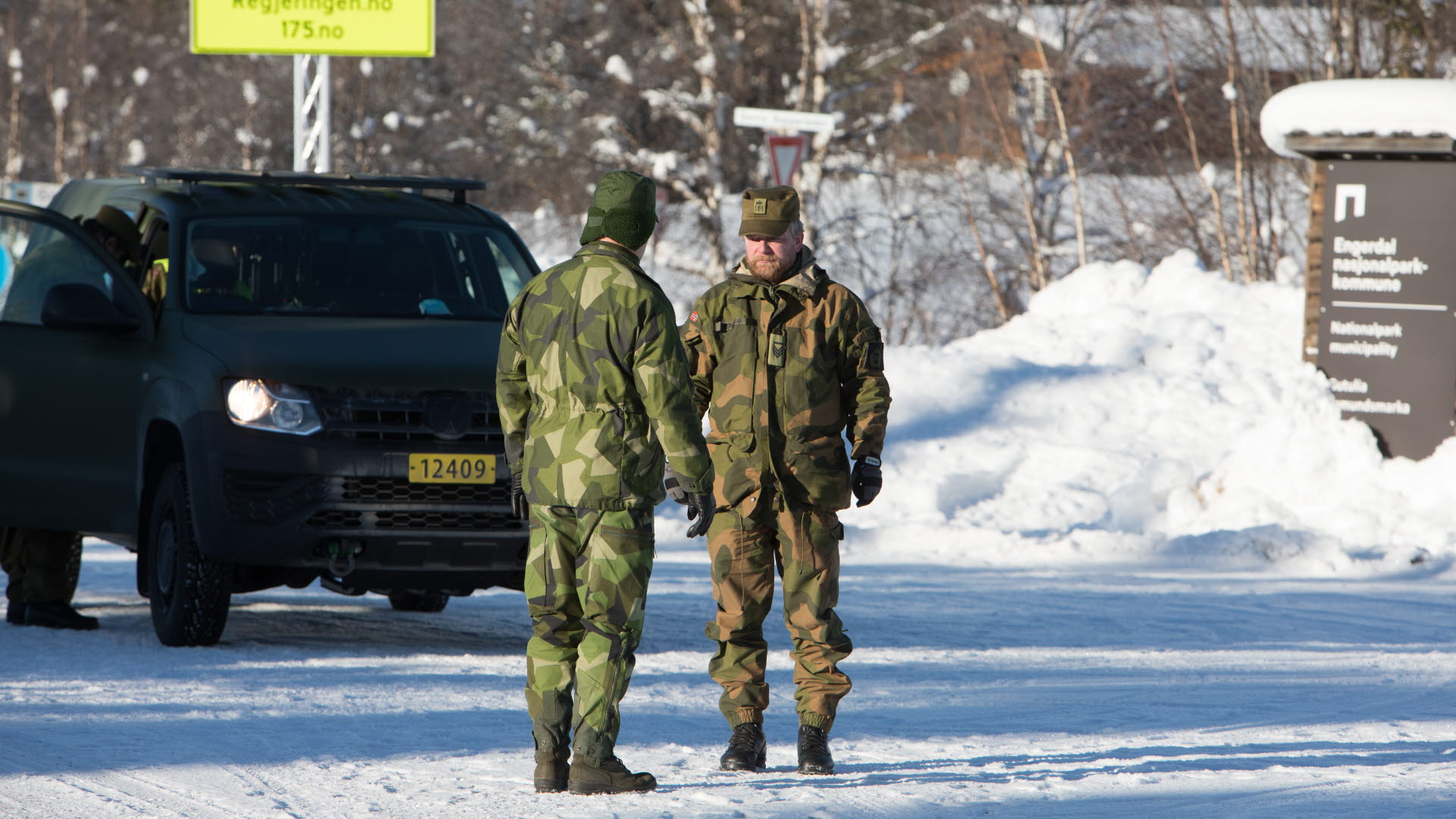 Hemvärnet På Plats Vid Norska Gränsen - Försvarsmakten