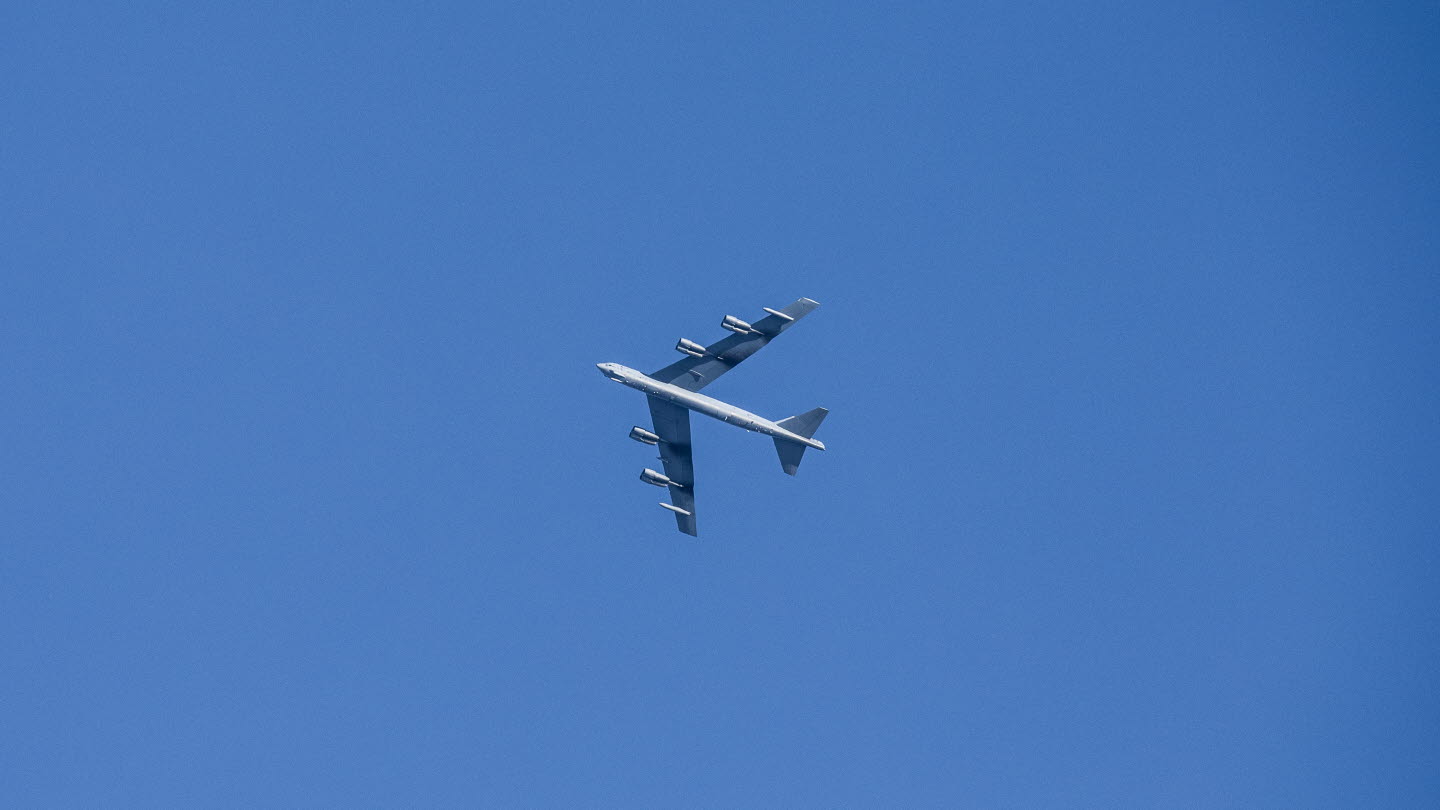 Svenska Markförband Ledde In Amerikanskt Bombflyg över Älvdalen ...