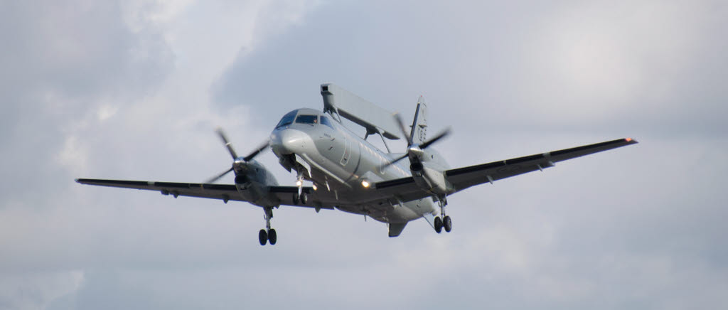 Transport- och specialflyg på Skaraborgs flygflottilj ansvarar för plattformarna för radarspaning och ledning samt signalspaning.