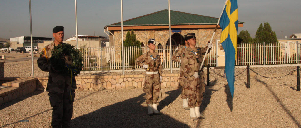 Veterandagsceremoni i Afghanistan.