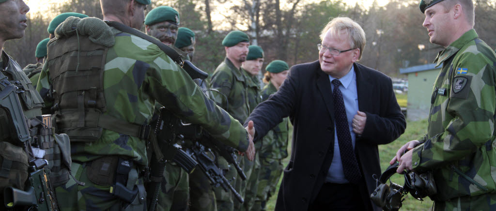 Försvarsministern Peter Hultqvist, tackade personalen för deras insatser i samband med den Marina underrättelseoperationen