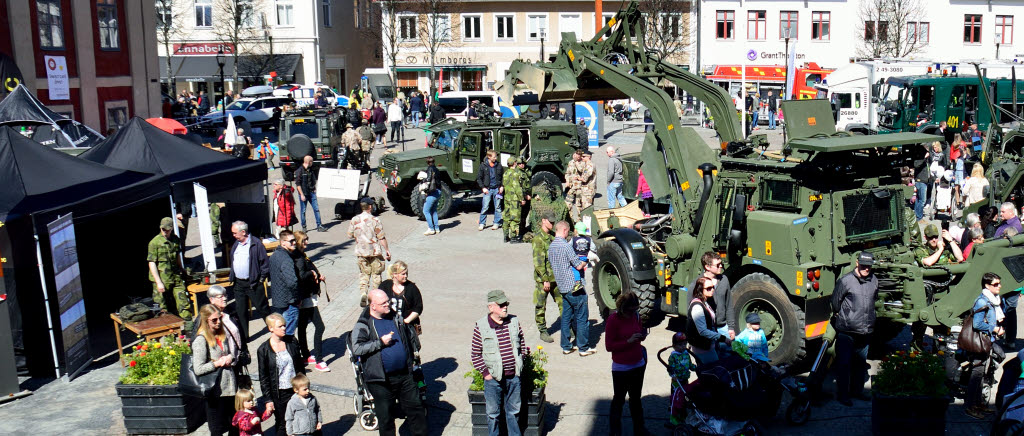 Försvars- och Blåljusdag på Hovrättstorget i Jönköping.