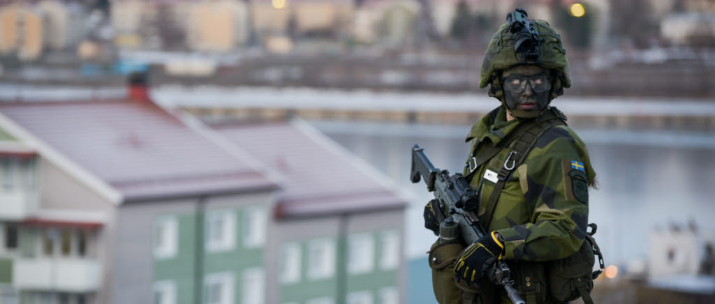 Soldater från Livbataljon Livgardet har i veckan övat strid i bebyggelse på flera platser i och omkring Härnösand.