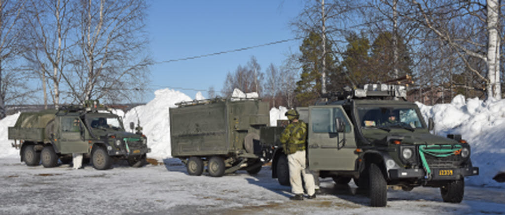 Patrullen för att genomföra den anbefallda rekognoseringen var marschfärdig under förmiddagen. Övning Vintersol 2015.