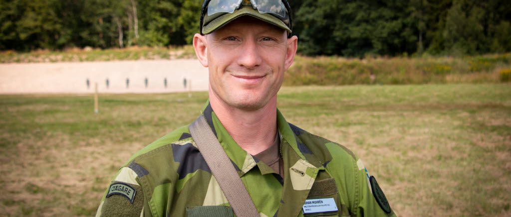 Johan Muhrén, kadett vid Militärhögskolan Halmstad, på Anpassad reservofficersutbildning (AROU).