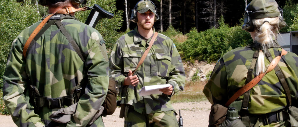 AROK 2, Anpassad reservofficersutbildning på Militärhögskolan Halmstad.