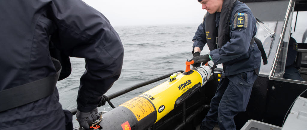 Röjdykarns autonoma undervattensfarkost Remus har en inbyggd sonar som effektivt söker av botten efter intressanta objekt.
