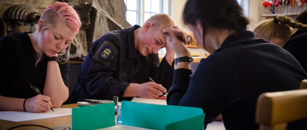 GSS Marinbasen soldater Basskyddskompaniet deltar i programmet för livs- och karriärutveckling, LoK.