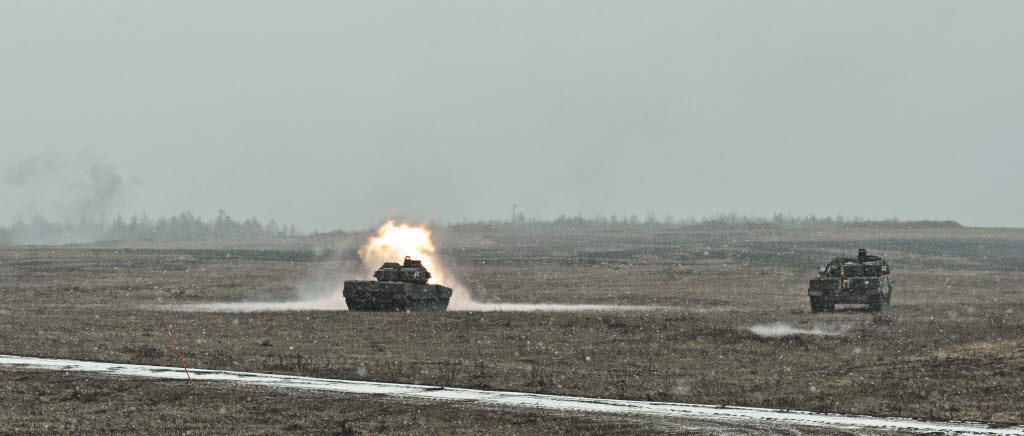 160302 Stridsvagn 122 på Kråks skjutfält