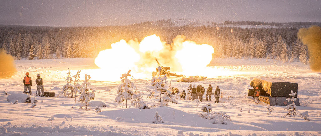 Det finska artilleriet kunde eldledas av två värnpliktiga eldledningsgrupper (E-grupper) från Artilleriregementet.