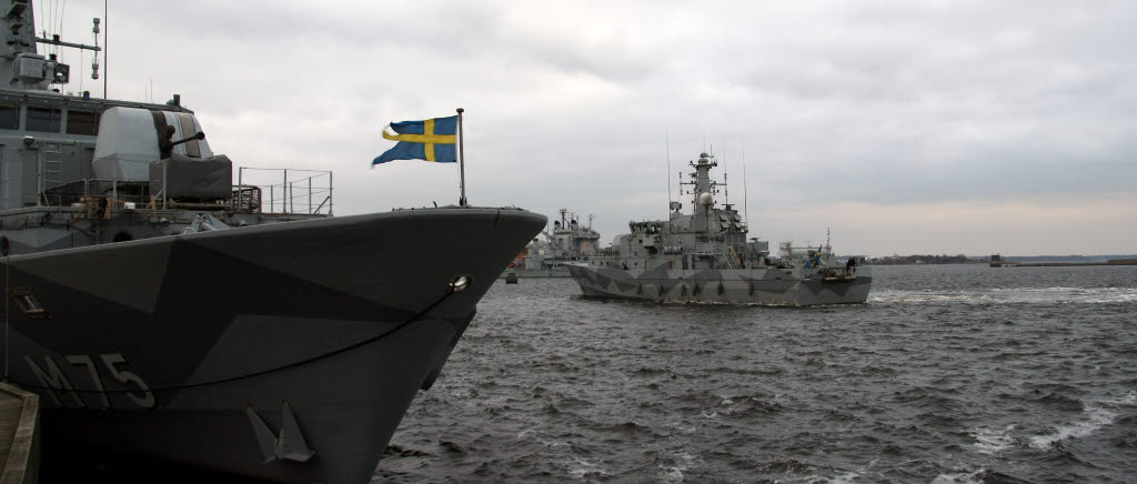 HMS Vinga, HMS Ulvön och rökdykarfartyget HMS Sturkö utgör minröjningsdelarna av tredje sjöstridsflottiljen.