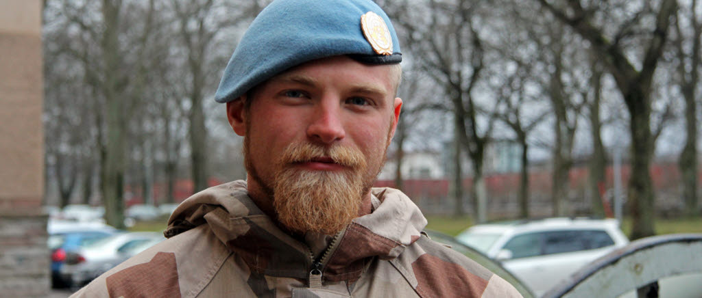 Medaljceremoni Mali för soldater i styrkan Mali 00.