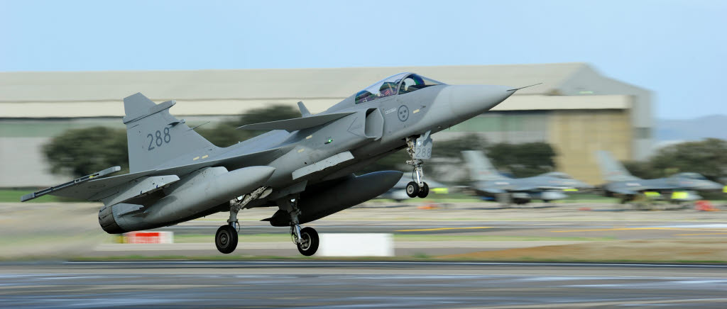 151027. Trident Juncture 2015. Natos NRF-övning med deltagande från F 21 (Swedish Fighter Unit) i Beja, Portugal. Jas 39 Gripen startar från Beja flygbas (Air Base 11).