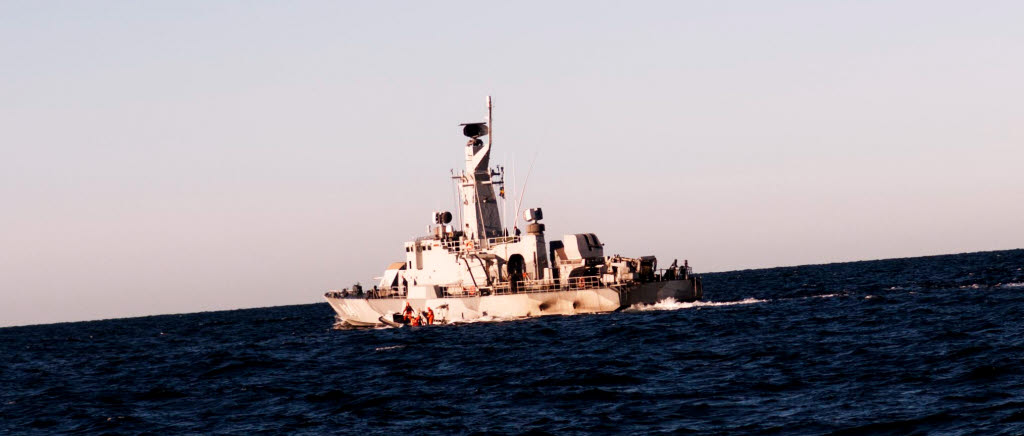 ÃstersjÃ¶n 20131112. Navigation i militÃ¤rled. SjunkbombfÃ¤llning frÃ¥n HMS Sundsvall. Andra deltagande fartyg var HMS DjÃ¤rb, HMS Visby, HMS MalmÃ¶ och Uusima