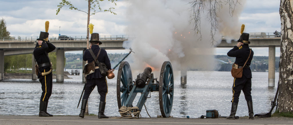 Försvarsmakten på turné i Östersund på försvars- och veterandagen 2016, 28 maj.
Evenemanget planerades av Fältjägargruppen och Fältjägarbataljonen