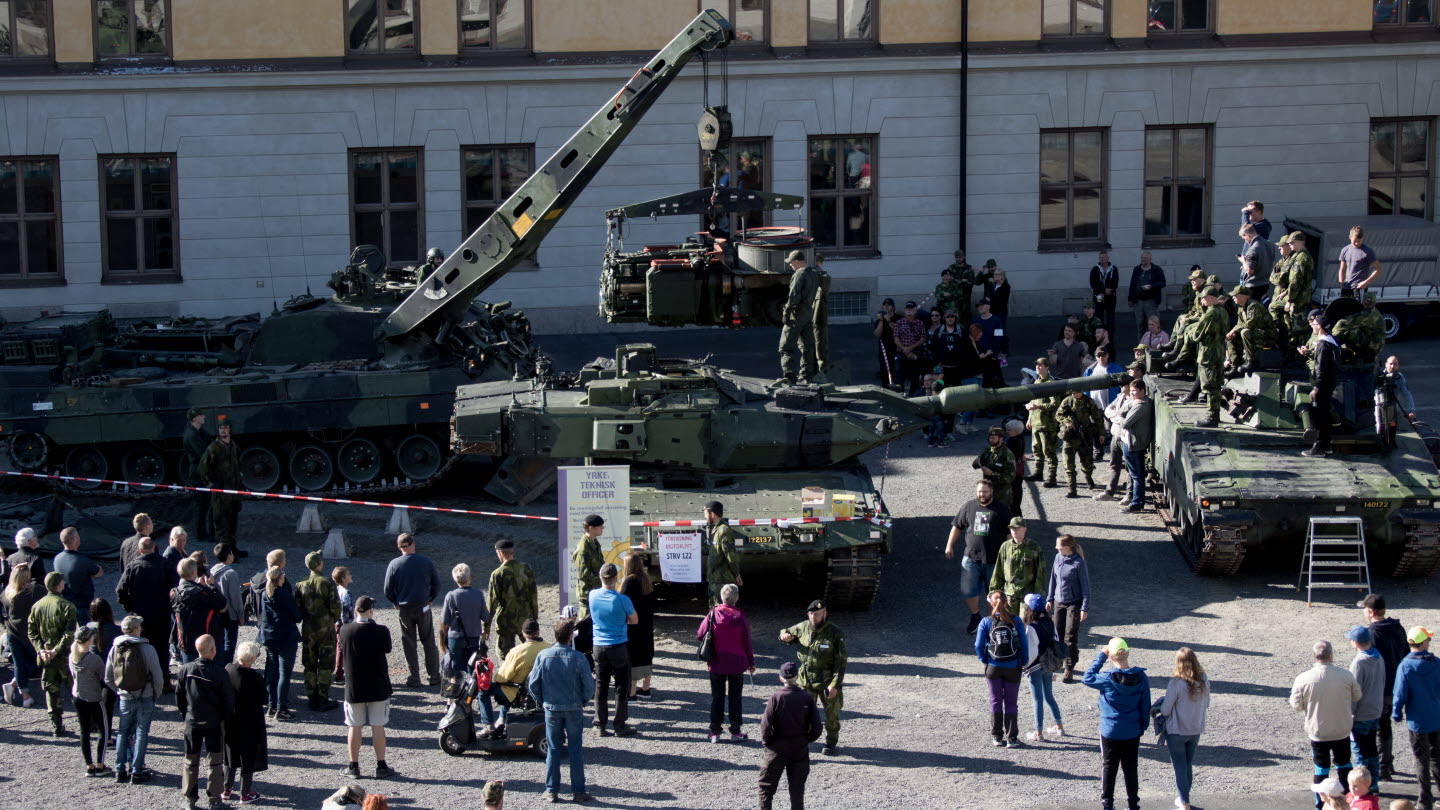 Öppna Grindar I Bodens Garnison Försvarsmakten 7109