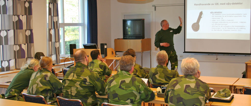 Inom timmen efter inledningsgenomgången var Tor-Leif Runesson igång med övning i instrumentkunskap.