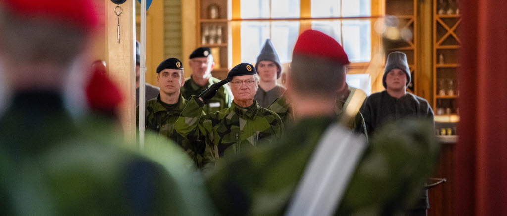 Invigningsceremoni för nyöppnandet av Dalregementet I13 i Falun. 