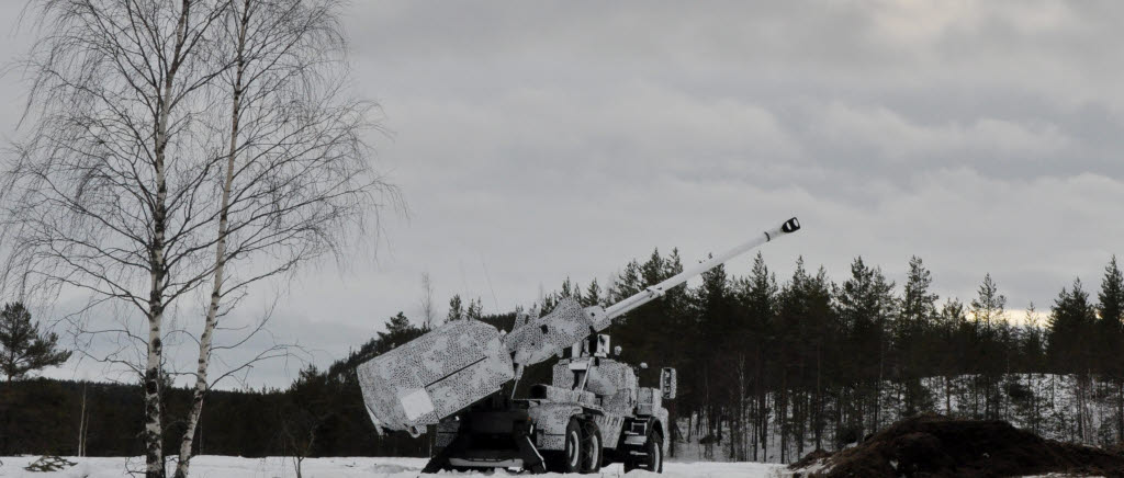 Vintermaskerad artilleripjäs vid namn Archer. Världens mest moderna artilleri som nyttjades flitigt under brigadunderstödsövningen. 