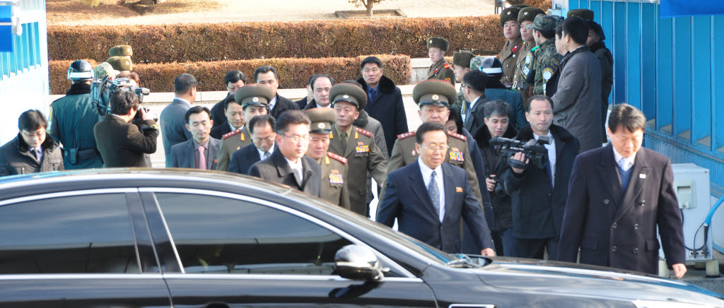 Första samtalen mellan Nord- och Sydkorea på sju år. Svenska och schweiziska delegater från NNSC var på plats när den nordkoreanska delegationen korsade gränsen.