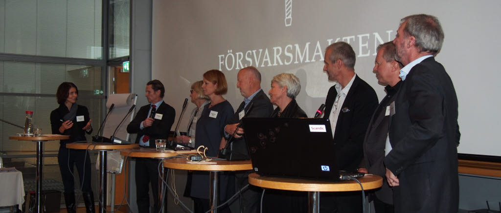 Centrala Försvarsmaktsrådet konferens den 19 november. Centrala Försvarsmaktsrådet deltog i en paneldiskussion. 