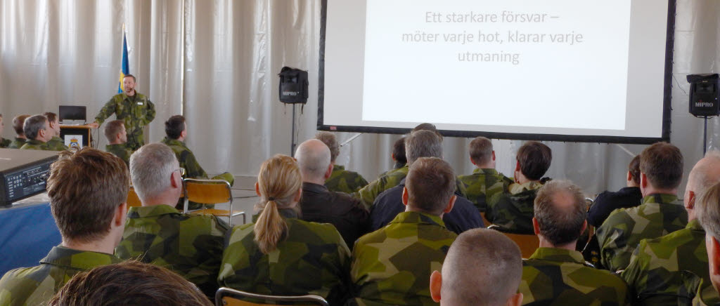 Överstelöjtnant Fredrik Gustafsson, chef för Försvarsmaktens logistik- och motorskola, inledde dagarna. 