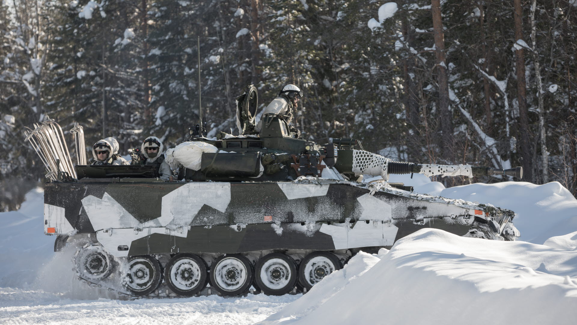 CV9040 from the 192th Mechanized Battalion during exercise Vintersol ...