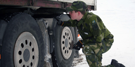 Lastbilskörkort - Försvarsmakten